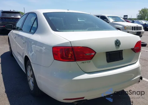 2013 Volkswagen Jetta 2.0L S from USA, damaged, VIN 3VW2K7AJ7DM352611